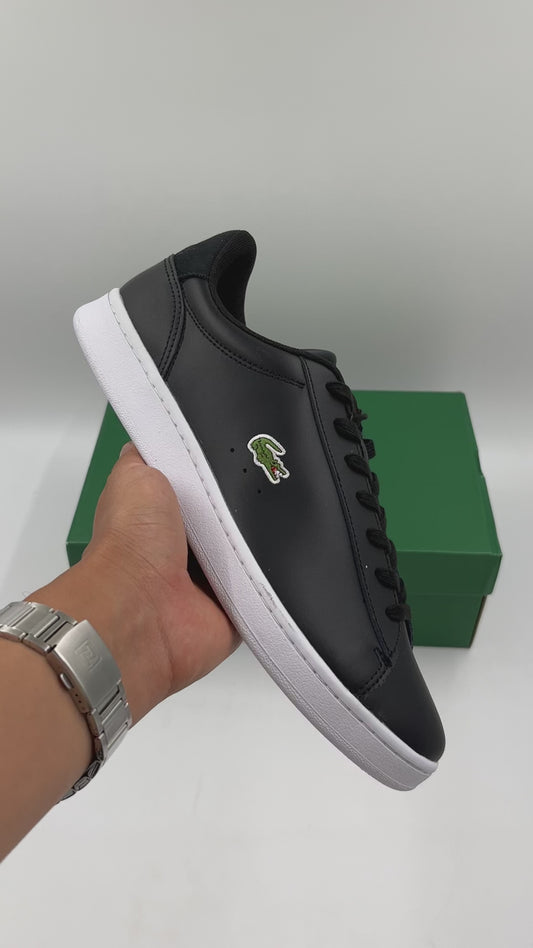 Lacoste Carnaby 224 – Diseño Premium para un Look Moderno