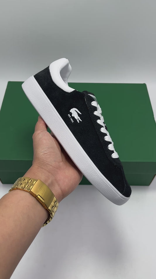 Lacoste Baseshot 223 – Diseño Minimalista y Look Versátil